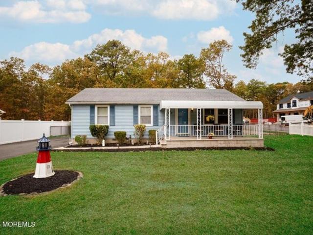 House for sale in Toms River, New Jersey