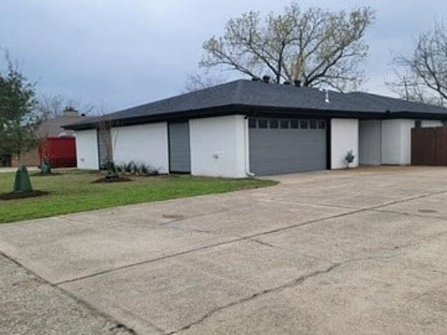 Duplex for rent in Denton Duplex for rent in Denton