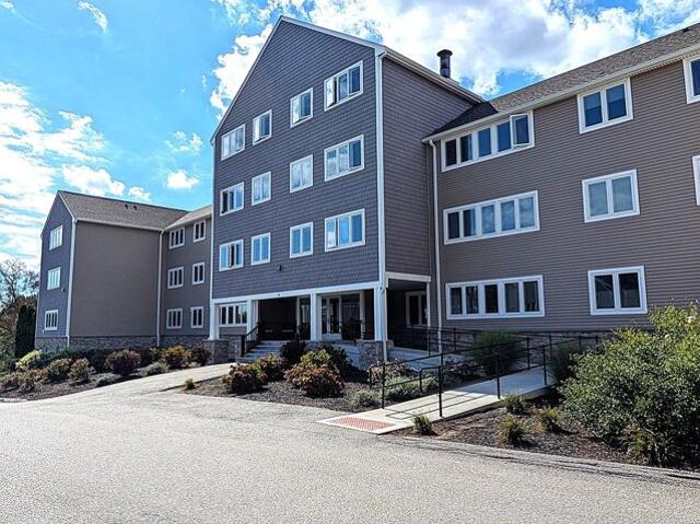 Condo for sale in North Beverly, Beverly