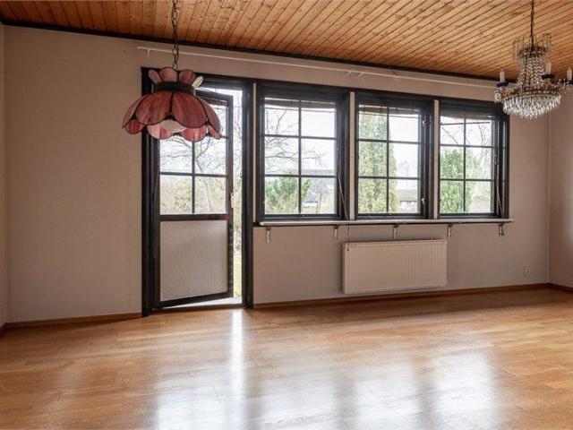 Hus hyra i Vä, Skåne län