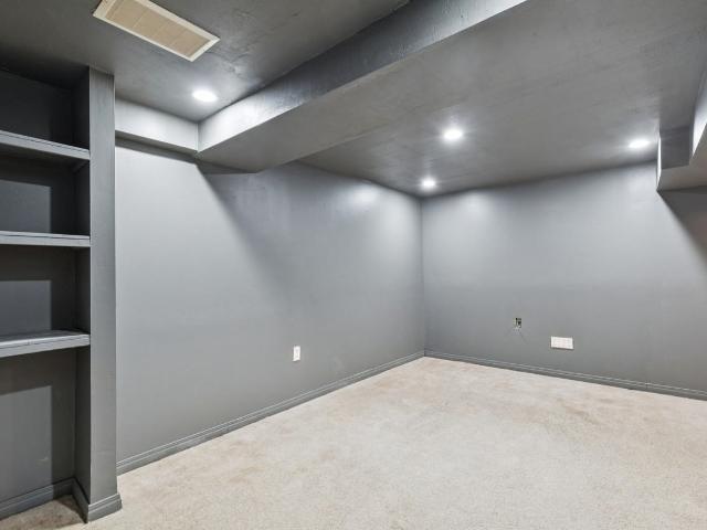 House for rent in Wedgewood, Alberta