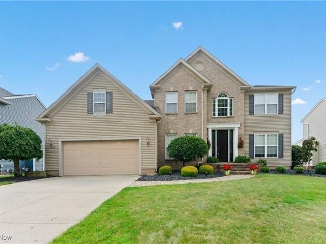 House for sale in Girard