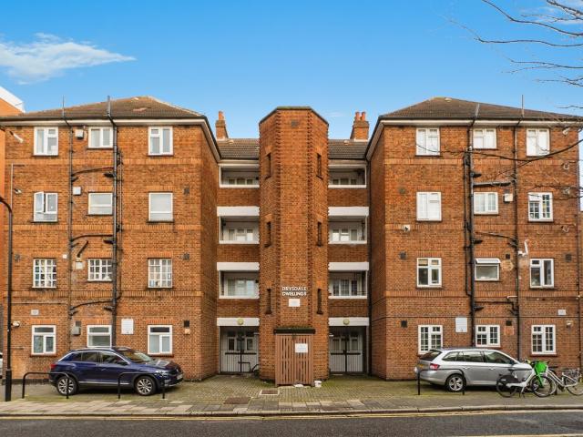 Apartment for rent in Shacklewell, Greater London