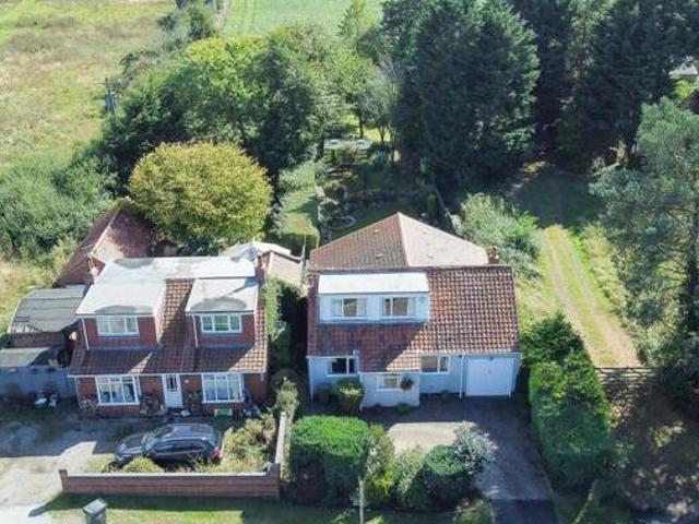 House for sale in High Field, York