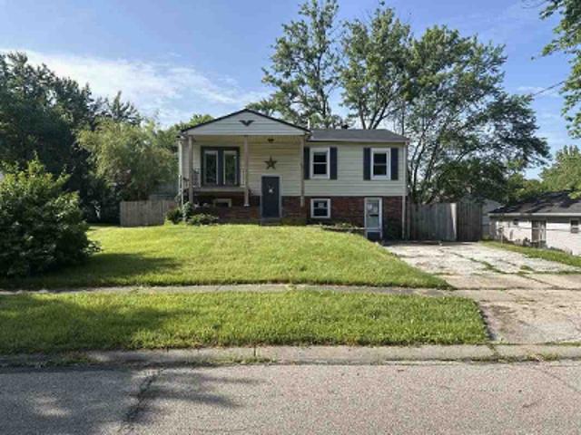 House for sale in Roselawn, Ohio