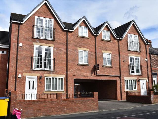 Apartment for rent in St Helens