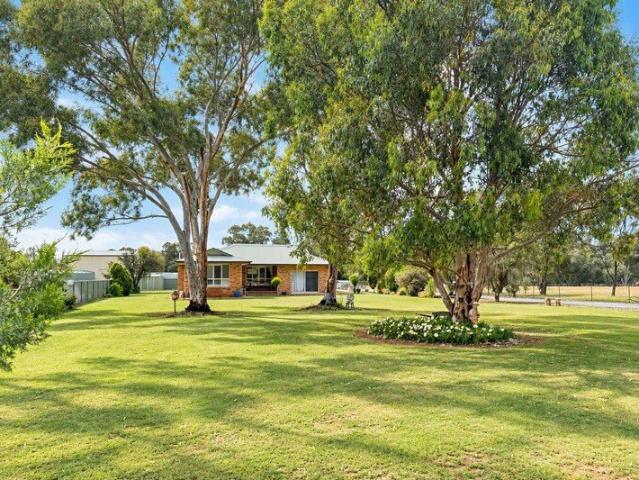 Cottage for sale in Parkes, Parkes Shire Council