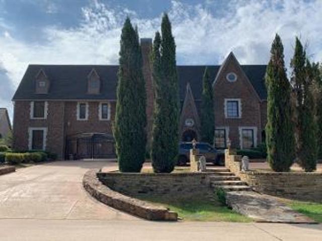 House for sale in Garland House for sale in Garland