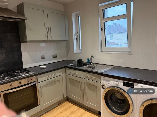 Apartment for rent in Budhill, Scotland