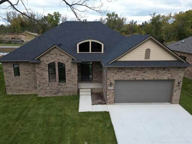 Condo for sale in Southfield
