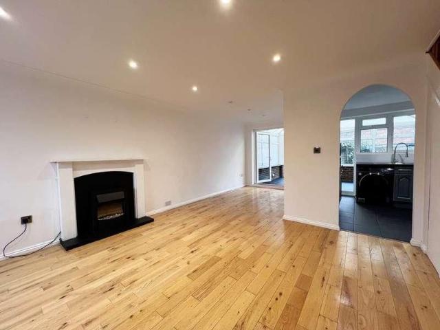 House for rent in Farley Hill, Spring Park