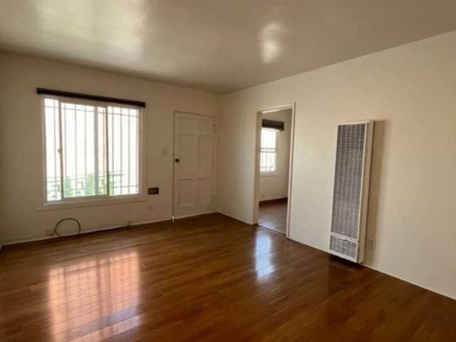 Apartment for rent in Mid-City, Los Angeles