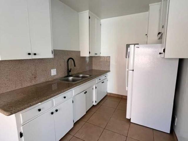 Apartment for rent in Mid-City, Los Angeles