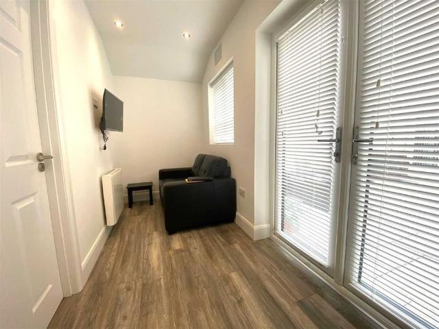 Studio to rent in North Tipperary