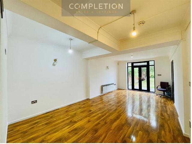 House for rent in London Borough of Redbridge, Greater London