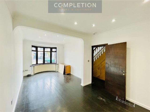 House for rent in London Borough of Redbridge, Greater London