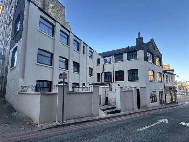 Apartment for rent in Spring Park, Luton