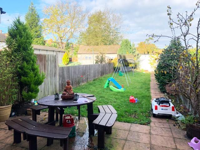 House for rent in Lane, Greater London