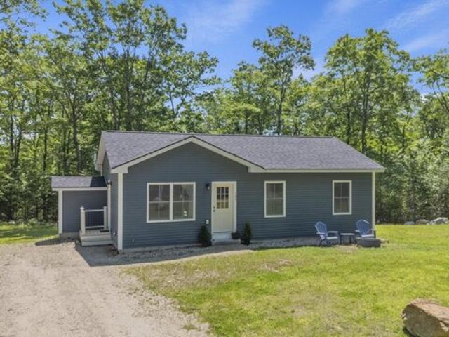 House for sale in Naples, Maine