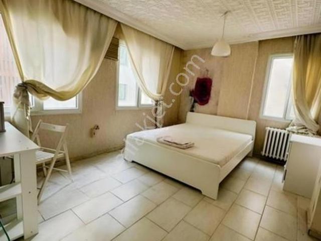 Konak, İzmir içerisinde satılık mülk