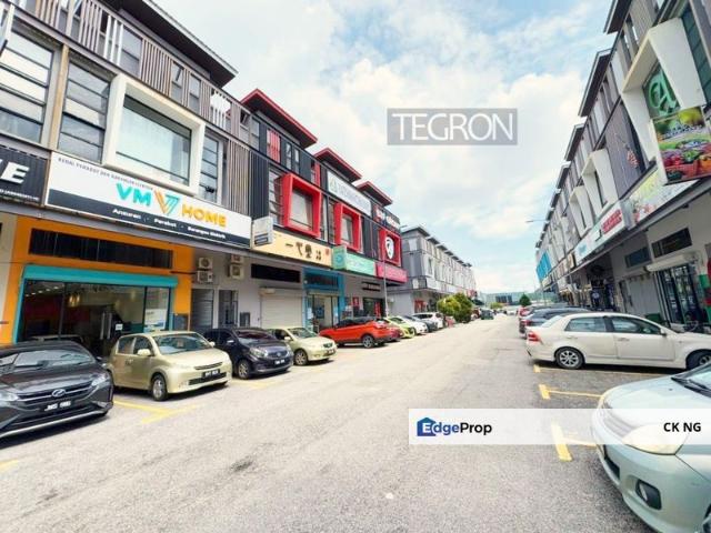 Shop for sale in Petaling, Subang Jaya