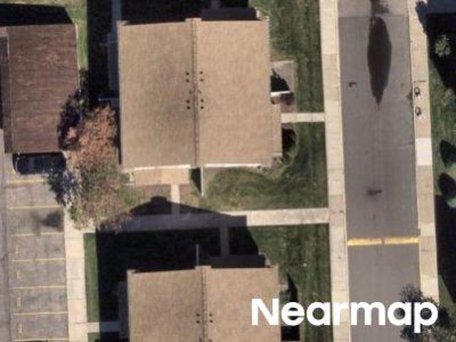 Property for sale in Dupage Green Condominiums, Taylor
