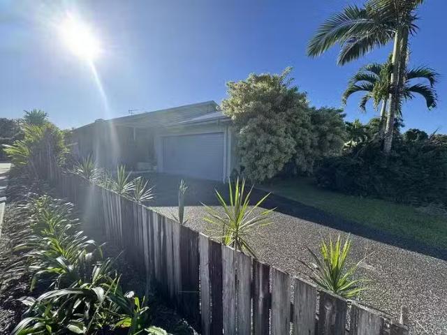 House for rent in South Mission Beach, Queensland