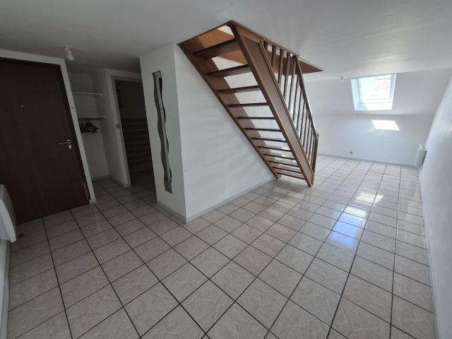 Duplex location à Charleville-Mézières, Charleville-mézières