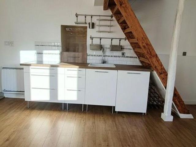 Appartement vente à La Ville-du-Bois, Essonne