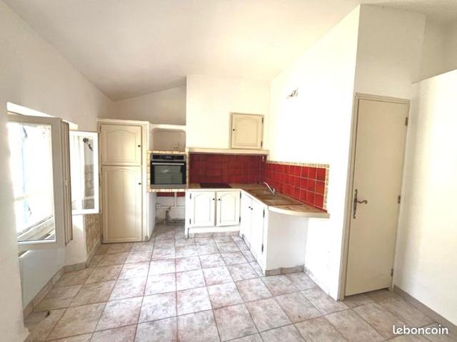 Appartement vente à Apt, Lauris