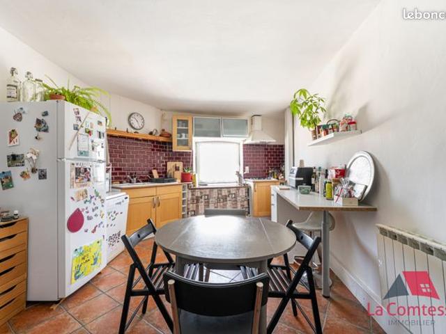 Appartement vente à Aix-en-Provence, Lambesc