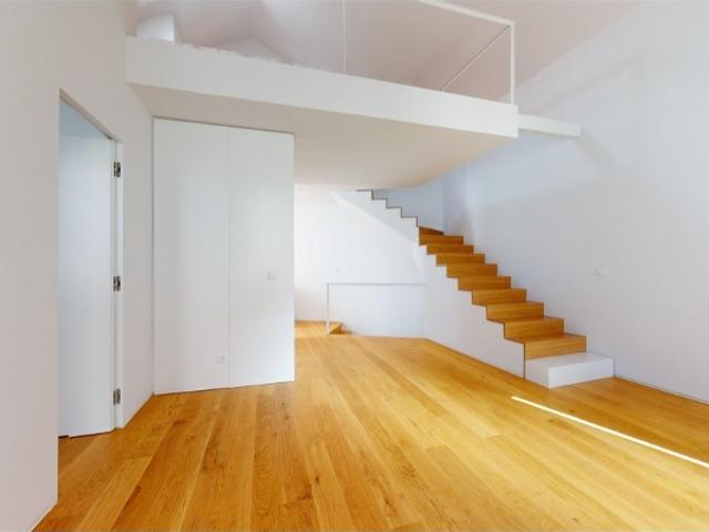 Duplex venda em Estrela, Lisboa