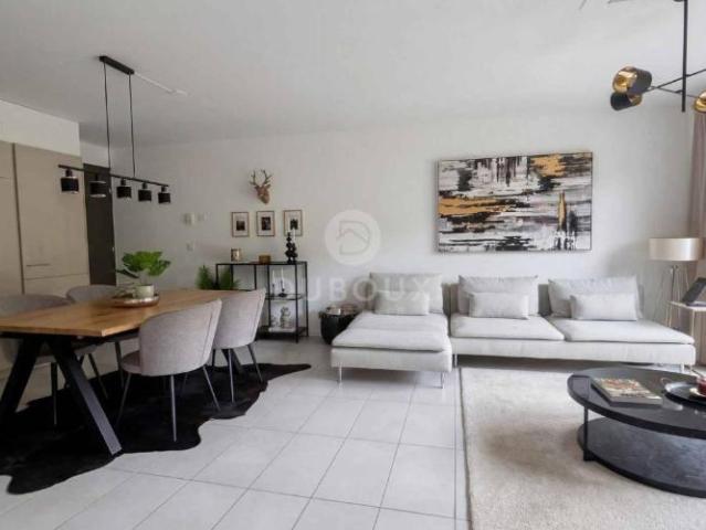 Wohnung kaufen in Gilly, Waadt