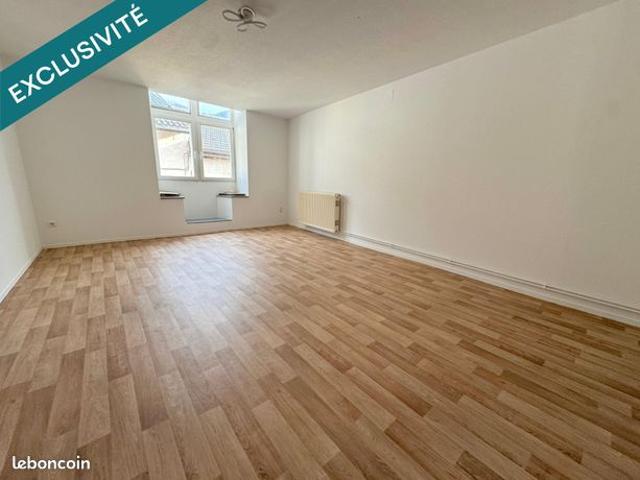 Appartement vente à Louhans-Châteaurenaud, Cuiseaux
