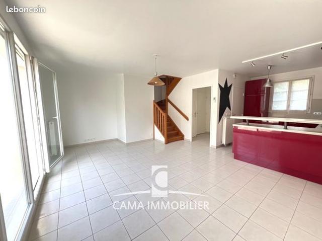 Appartement vente à Forcalquier, Provence-Alpes-Côte d'Azur