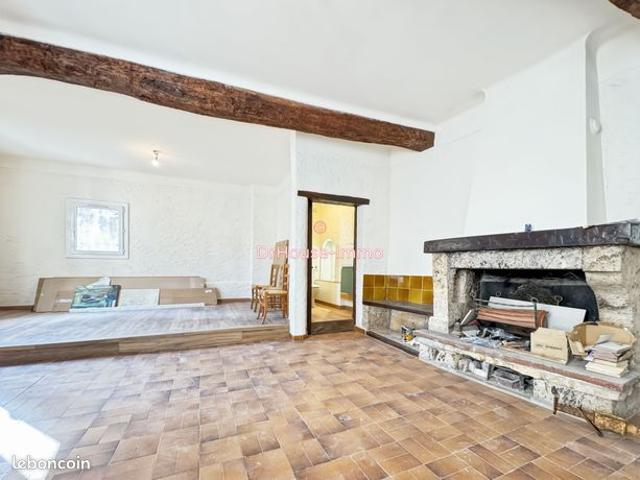 Appartement vente à Brignoles, Cotignac
