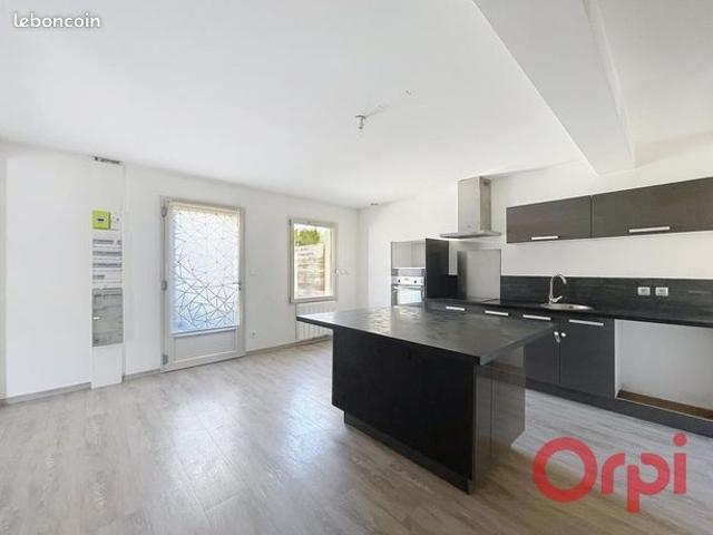Appartement vente à La Tour-du-Pin, La Tour-du-pin
