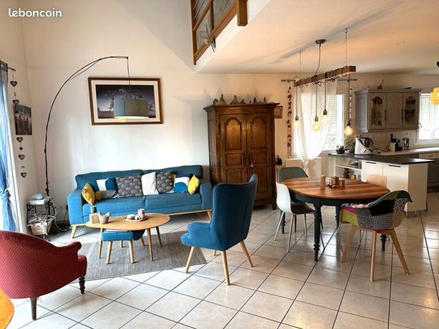 Appartement vente à La Tour-du-Pin, Nivolas-vermelle
