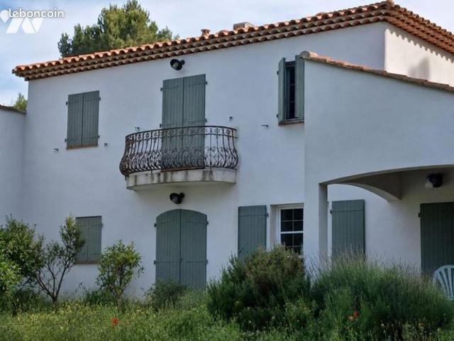Appartement vente à Aix-en-Provence, Lambesc