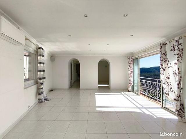 Appartement vente à Arrondissement de Draguignan, Bagnols-en-forêt