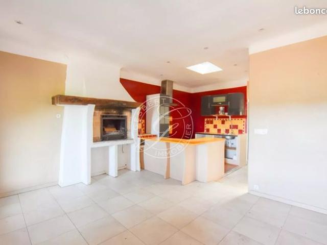 Appartement vente à Arrondissement de Draguignan, Salernes