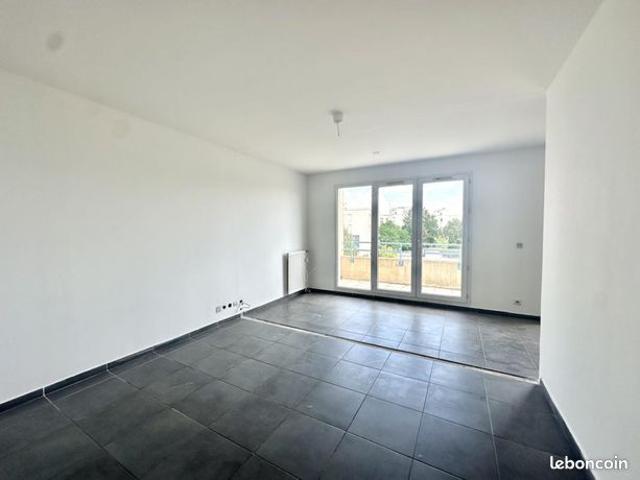 Appartement vente à Évry, Petit-bourg