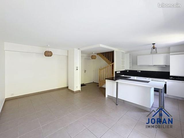 Appartement vente à Saint-Julien-en-Genevois, Présilly