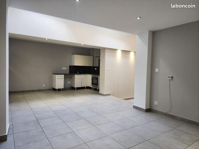 Appartement vente à Saint-Étienne, Firminy