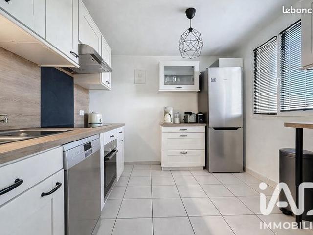 Appartement vente à Mandres-les-Roses, Val-de-Marne