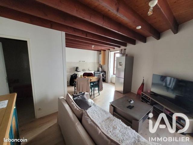 Appartement vente à Parthenay, Deux-Sèvres