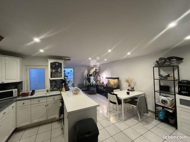 Appartement vente à Arrondissement de Toulon, Solliès-ville