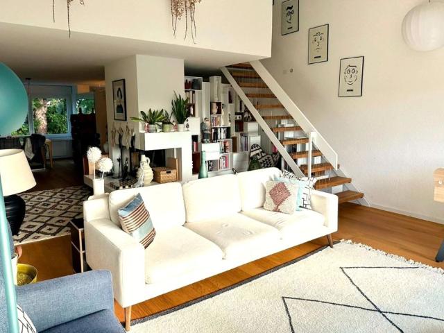 Apartment mieten in Einigen, Zürich