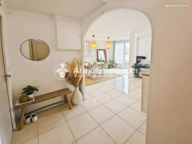 Appartement vente à Évry, Lisses
