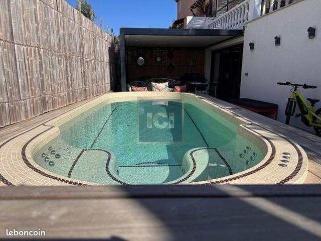 Appartement vente à Arrondissement de Draguignan, Grimaud